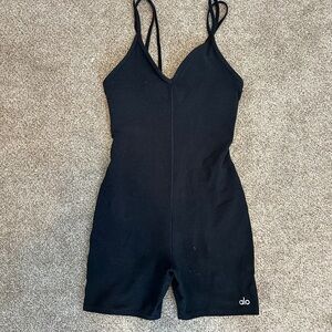 ALO Yoga women’s  Black One Piece XS